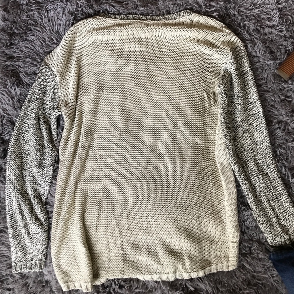 Sweater - Picture 3 of 3